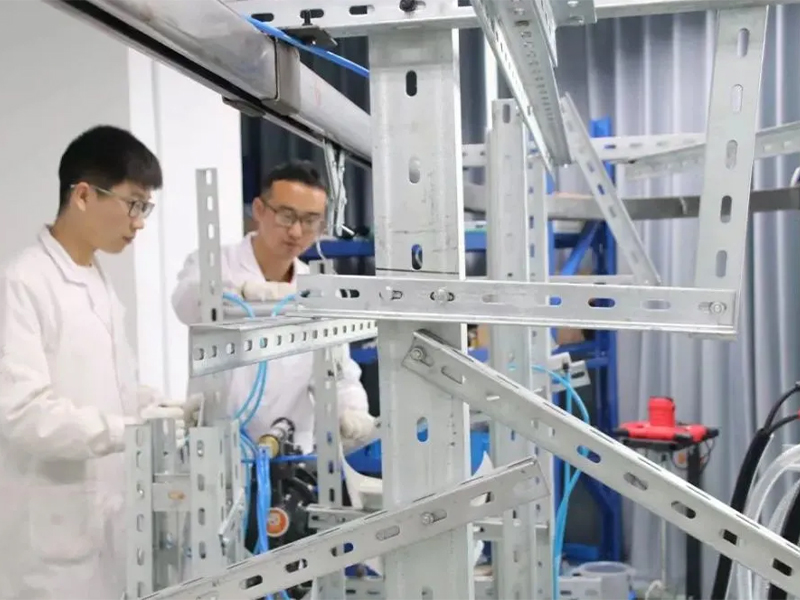 中机智能装备创新研究院与花季APP传媒下载网站合作达成战略伙伴